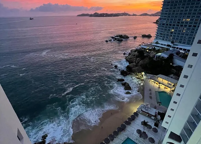 Suite Con Vista Al Mar A Pie De Playa